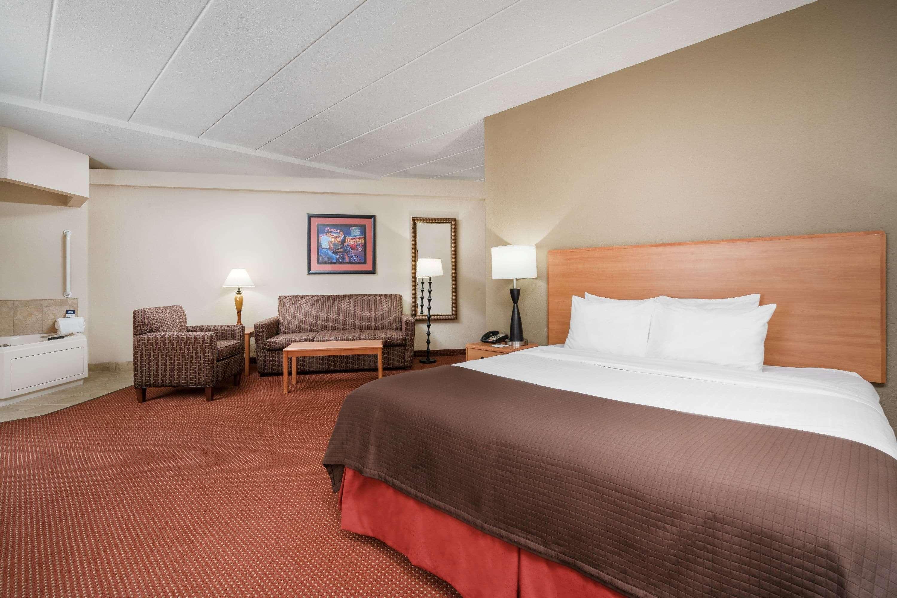 Americinn By Wyndham Anamosa Esterno foto